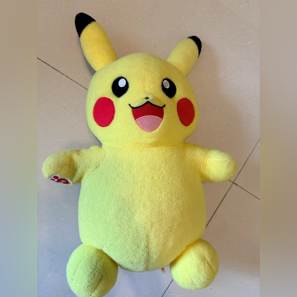 Build-A-Bear Workshop Pokemon Pikachu Plush Stuffed animal toy  15 Inch